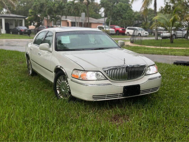 lincoln town car 2006 1LNHM82V56Y630164 image lincoln town car 2006 1LNHM82V56Y630164 image